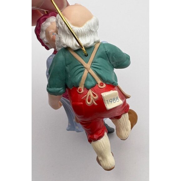 Hallmark Shall We Dance Christmas Ornament Santa Mrs Claus 1988 Vintage - Picture 6 of 7